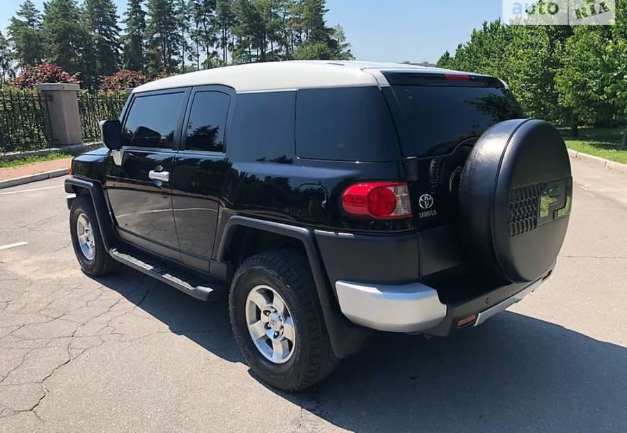 Продам Toyota FJ Cruiser 2008 года в г. Умань, Черкасская область