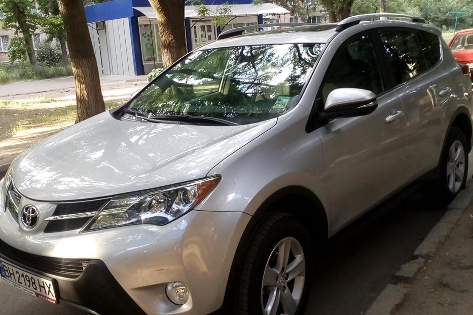 Продам Toyota Rav 4 2013 года в Одессе