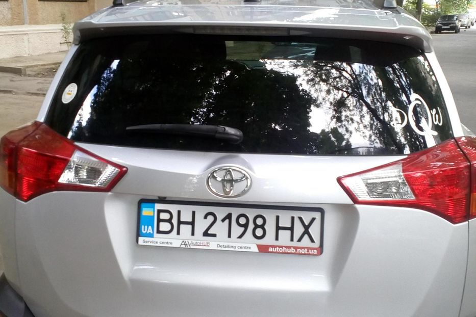 Продам Toyota Rav 4 2013 года в Одессе