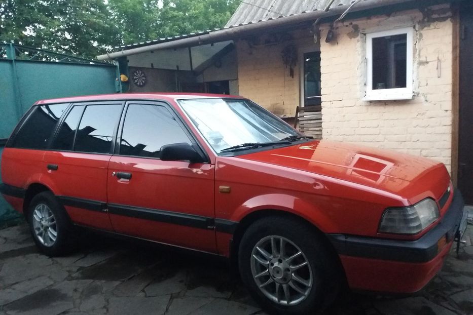 Продам Mazda 323 1987 года в Харькове