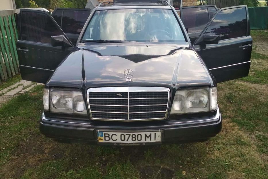 Продам Mercedes-Benz E-Class 1990 года в г. Буск, Львовская область