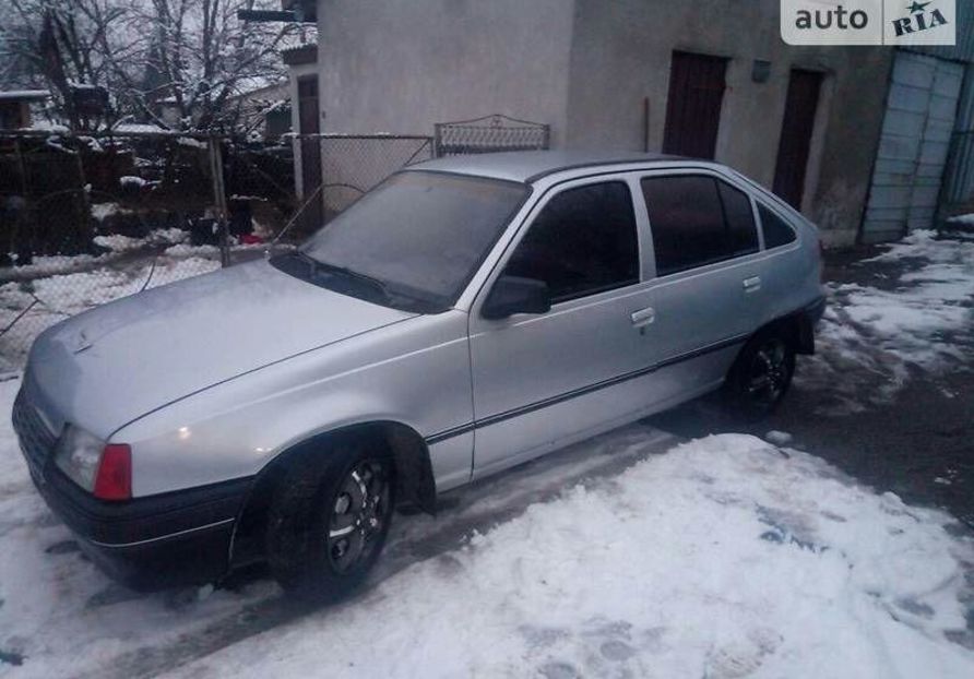 Продам Opel Kadett 1985 года в Ивано-Франковске