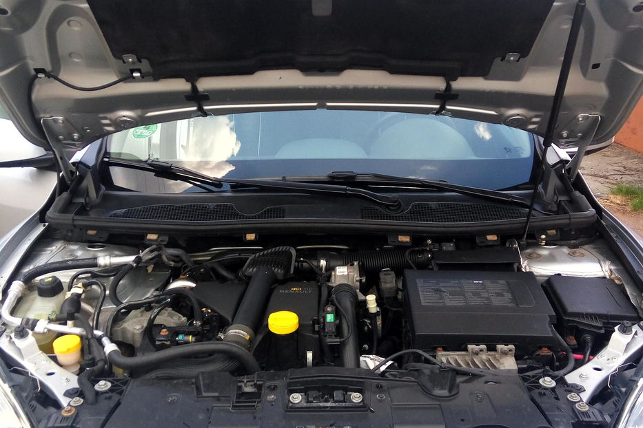 Продам Renault Megane 81 квт 2014 года в Житомире