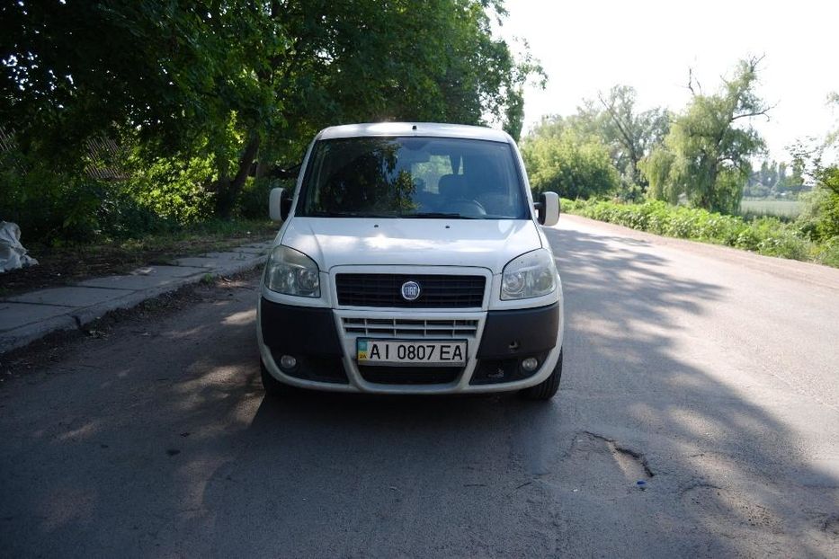 Продам Fiat Doblo пасс. 2008 года в Киеве