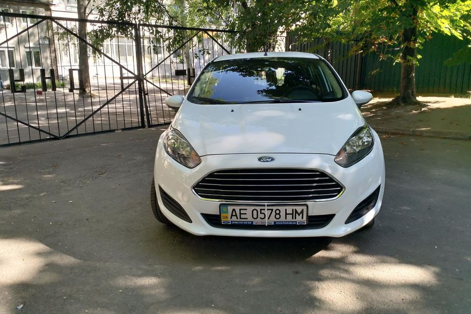 Продам Ford Fiesta 1.0 EcoBoost 2013 года в Днепре