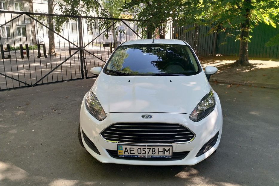 Продам Ford Fiesta 1.0 EcoBoost 2013 года в Днепре