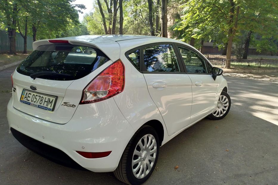 Продам Ford Fiesta 1.0 EcoBoost 2013 года в Днепре