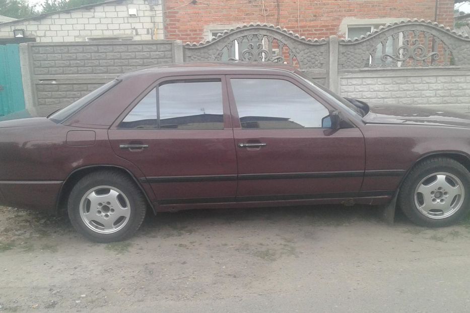 Продам Mercedes-Benz E-Class 1986 года в Харькове