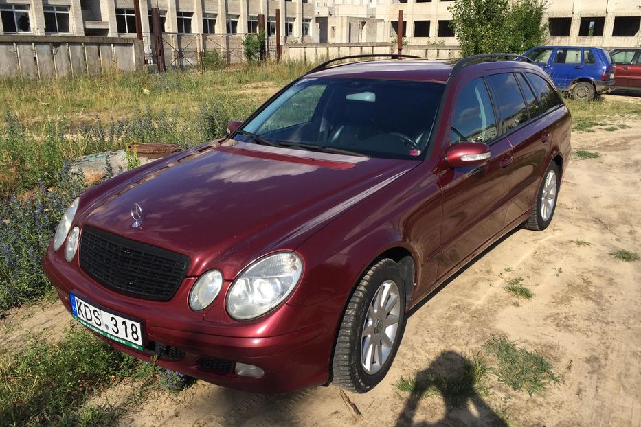 Продам Mercedes-Benz E-Class 2003 года в г. Кузнецовск, Ровенская область