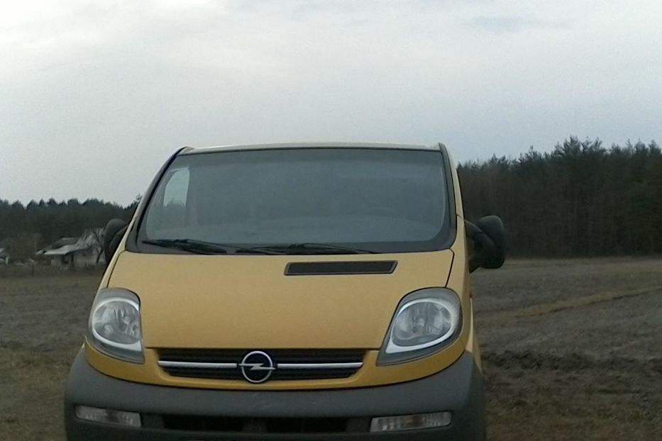 Продам Opel Vivaro пасс. 2003 года в г. Броды, Львовская область