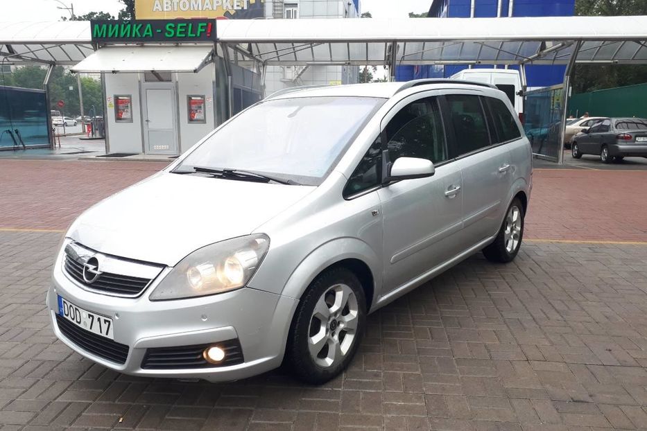 Продам Opel Zafira 7 2006 года в Киеве