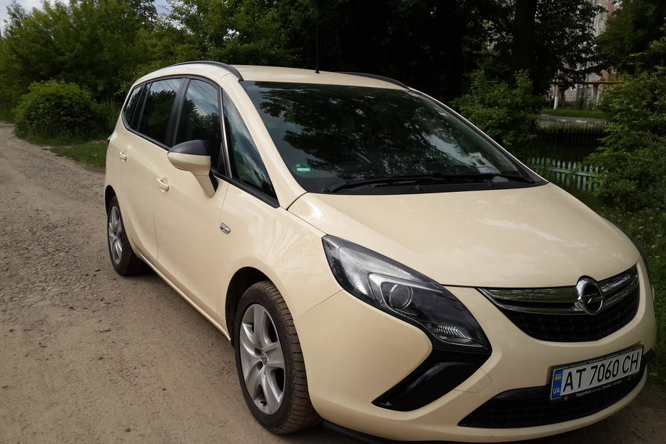 Продам Opel Zafira Мінівен 7 МІСЦЬ! Opel Zafira T 2014 года в Ивано-Франковске