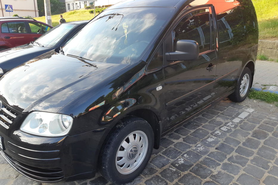 Продам Volkswagen Caddy пасс. 2004 года в Черновцах