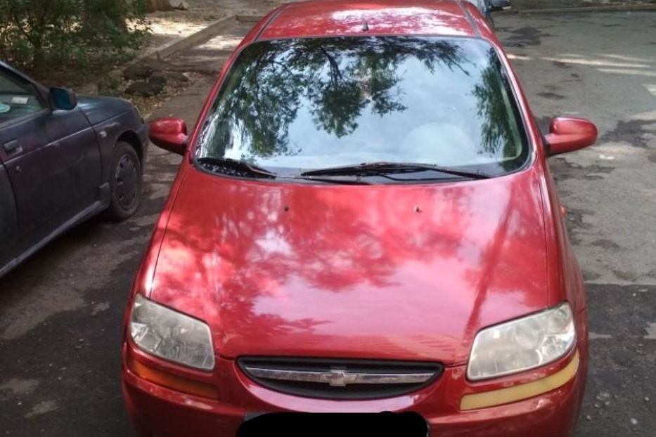 Продам Chevrolet Aveo 2005 года в Луганске