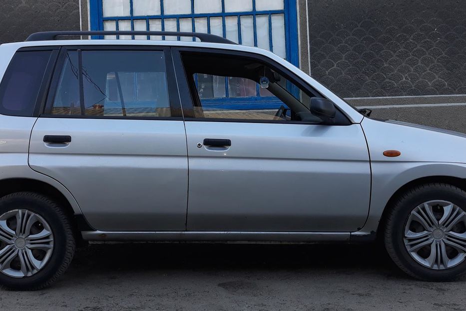 Продам Mazda Demio 1999 года в Одессе