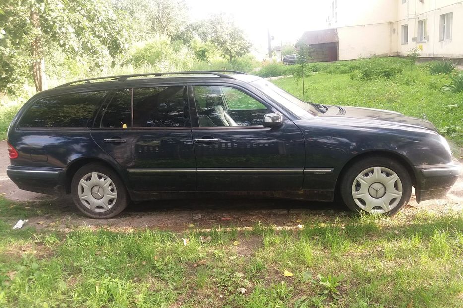 Продам Mercedes-Benz E-Class CDI 2003 года в Киеве