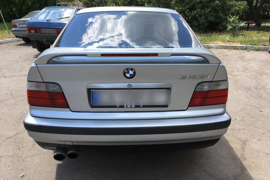 Продам BMW 323 323i 1997 года в г. Смела, Черкасская область