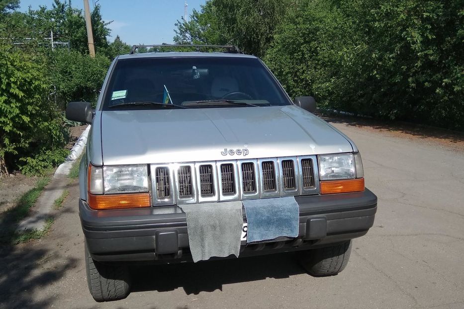 Продам Jeep Grand Cherokee LAREDO 1995 года в г. Мариуполь, Донецкая область