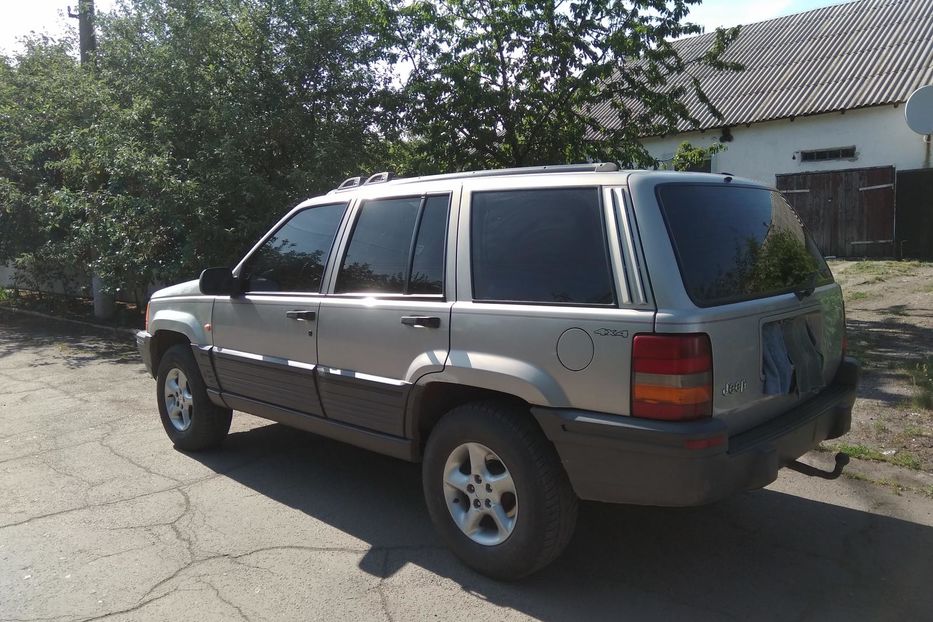 Продам Jeep Grand Cherokee LAREDO 1995 года в г. Мариуполь, Донецкая область