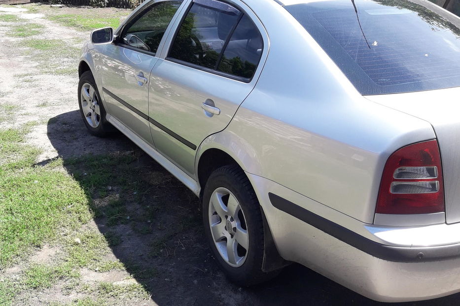 Продам Skoda Octavia Tour 2006 года в Харькове