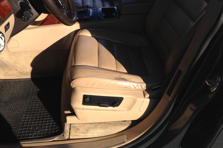 Продам Volkswagen Touareg 2004 года в Киеве