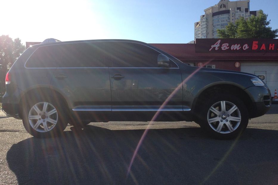 Продам Volkswagen Touareg 2004 года в Киеве