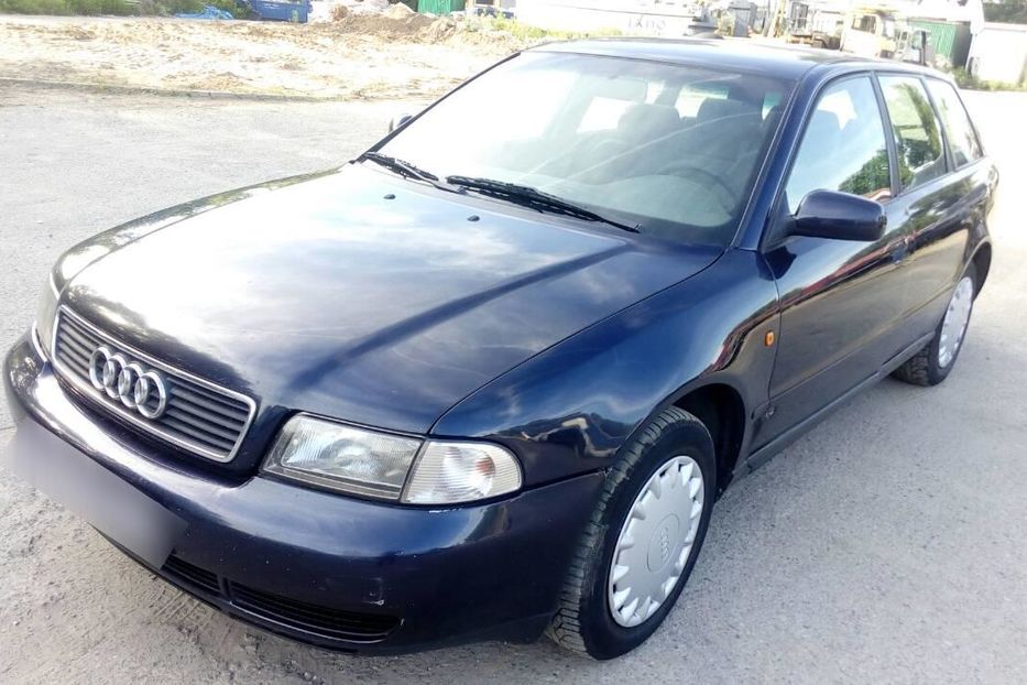 Продам Audi A4 1997 года в Ровно