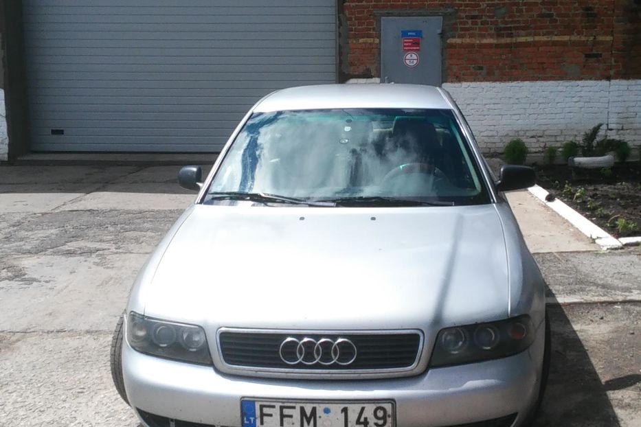 Продам Audi A4 Седан 1996 года в г. Змиев, Харьковская область