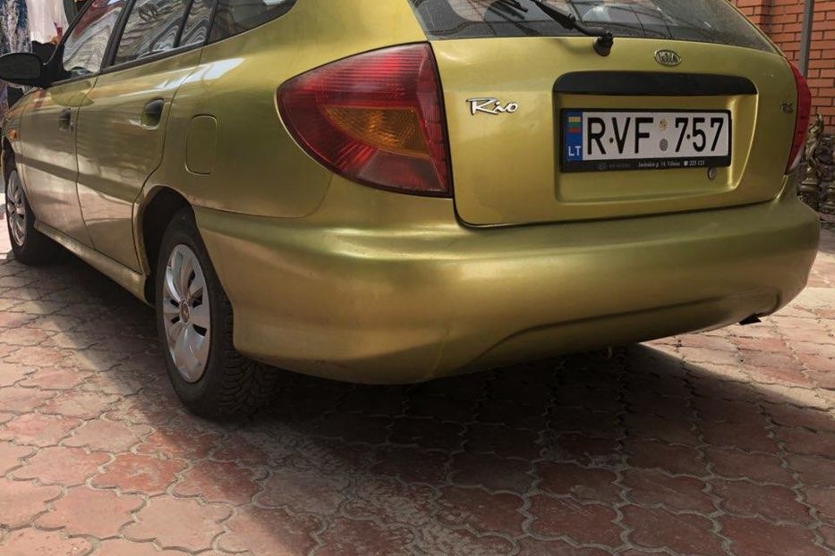 Продам Kia Rio 5 2001 года в Киеве