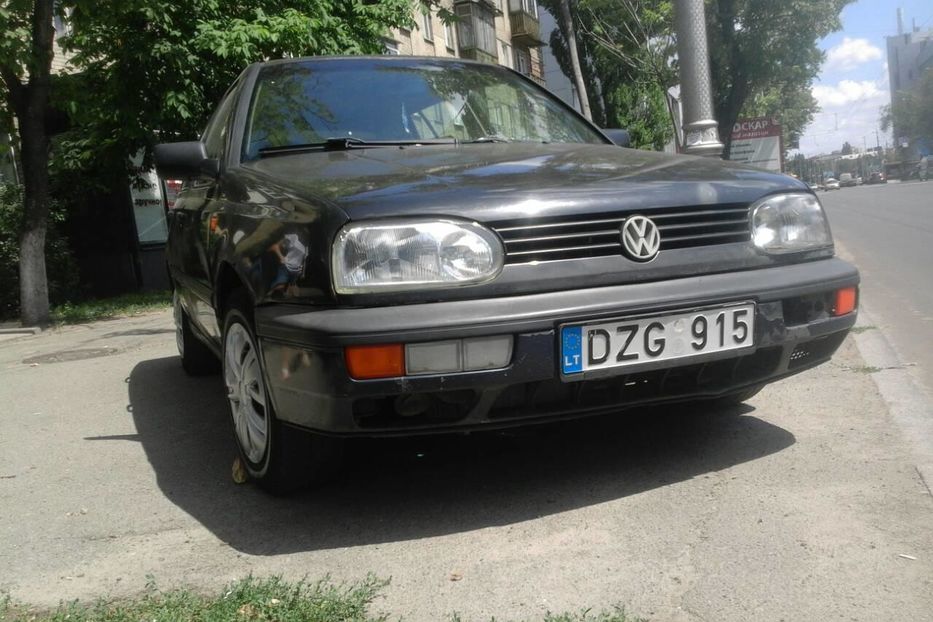 Продам Volkswagen Golf III 1999 года в Киеве