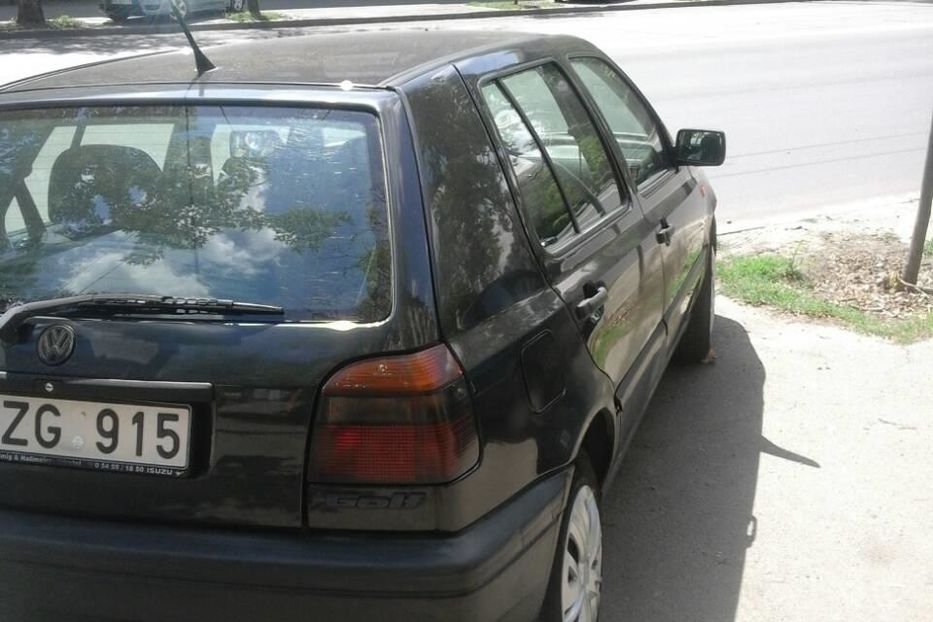 Продам Volkswagen Golf III 1999 года в Киеве