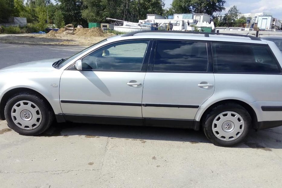 Продам Volkswagen Passat B5 2000 года в Ровно