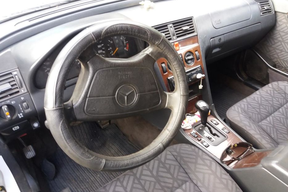 Продам Mercedes-Benz CL 180 1995 года в Одессе
