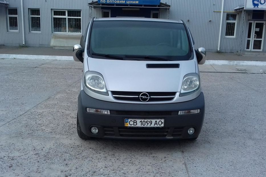 Продам Opel Vivaro пасс. 2005 года в Чернигове