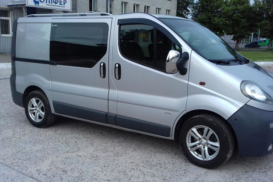 Продам Opel Vivaro пасс. 2005 года в Чернигове