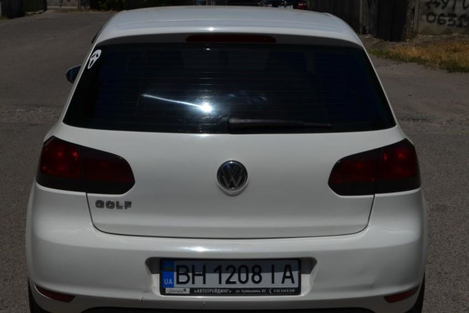 Продам Volkswagen Golf  VI 5К1 2011 года в Одессе