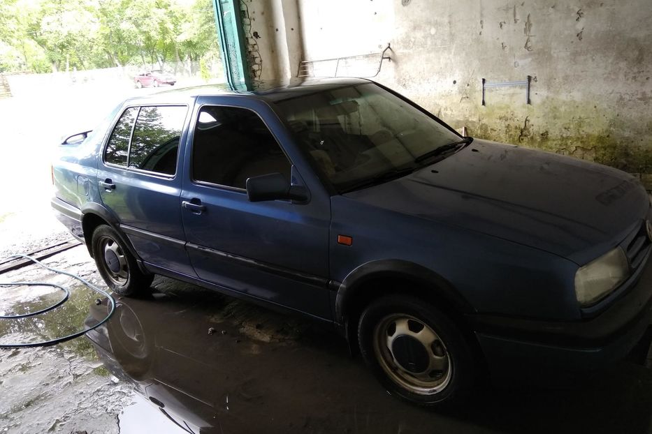 Продам Volkswagen Vento 1995 года в Львове