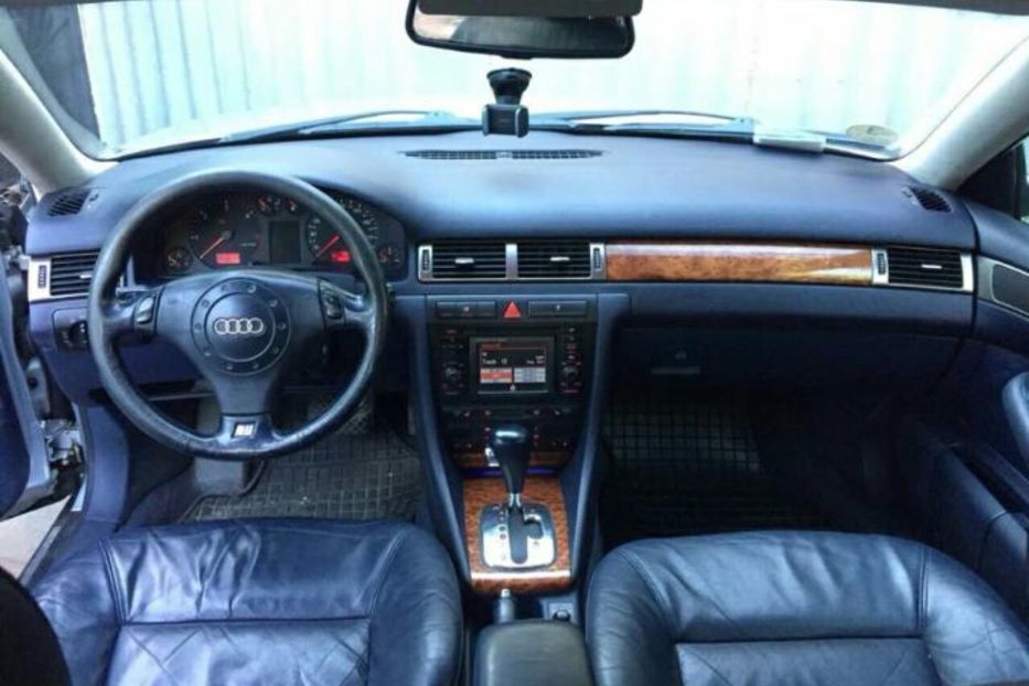 Продам Audi A6 2000 года в Киеве