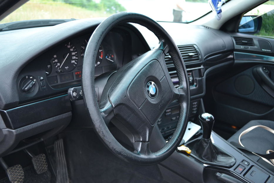 Продам BMW 520 2001 года в г. Артемовск, Донецкая область