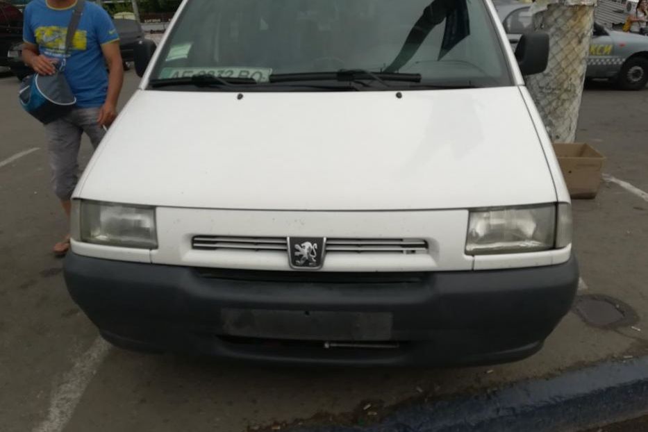 Продам Peugeot Expert пасс. 2003 года в г. Никополь, Днепропетровская область