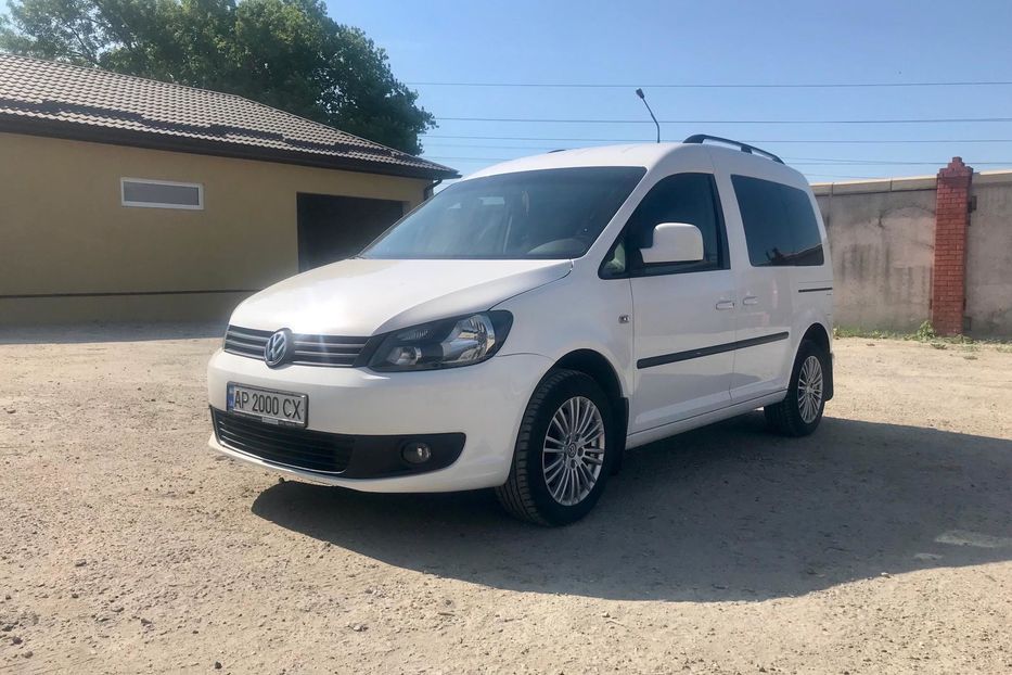 Продам Volkswagen Caddy пасс. 2013 года в Харькове