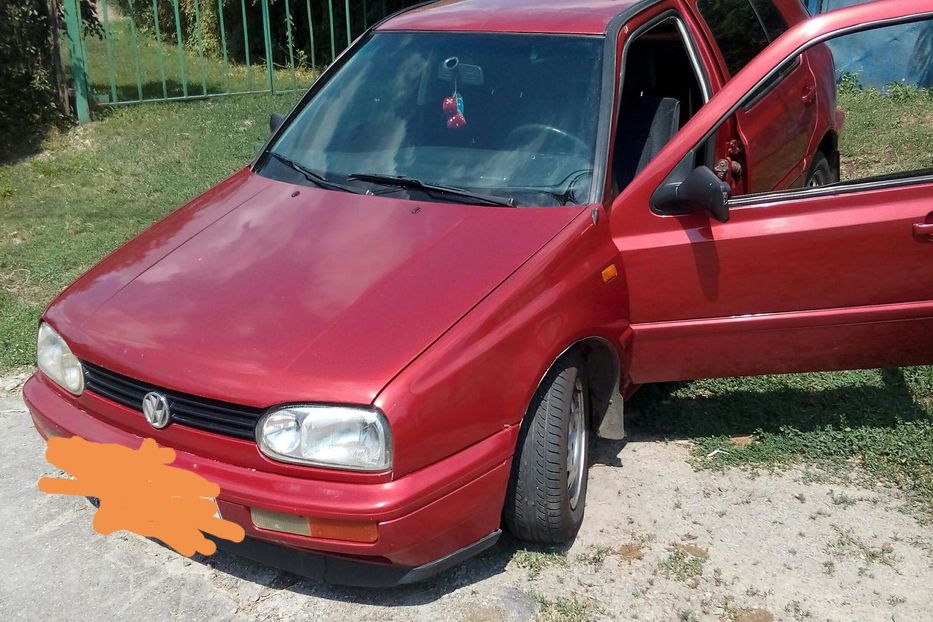 Продам Volkswagen Golf III 1996 года в Киеве