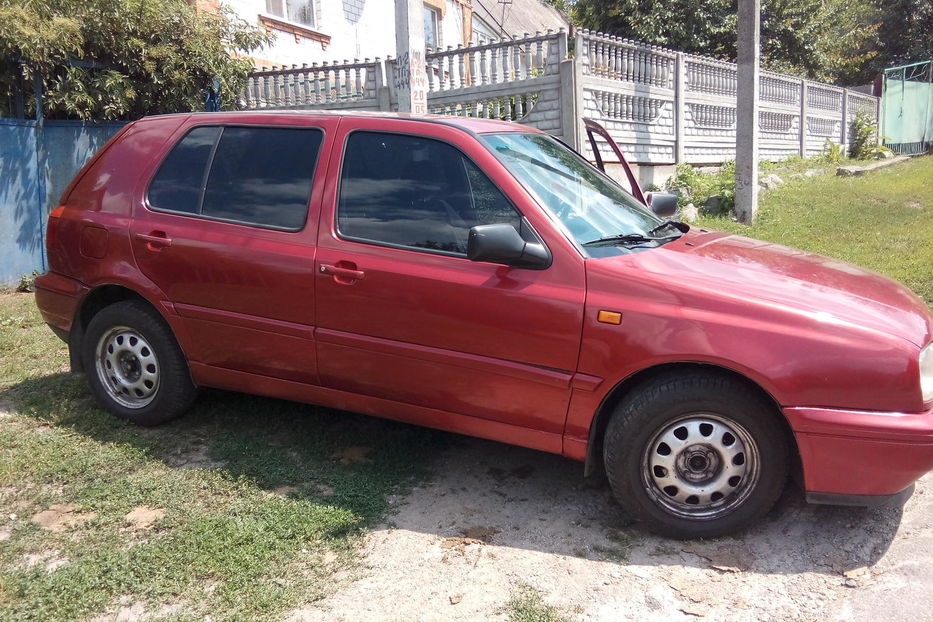 Продам Volkswagen Golf III 1996 года в Киеве