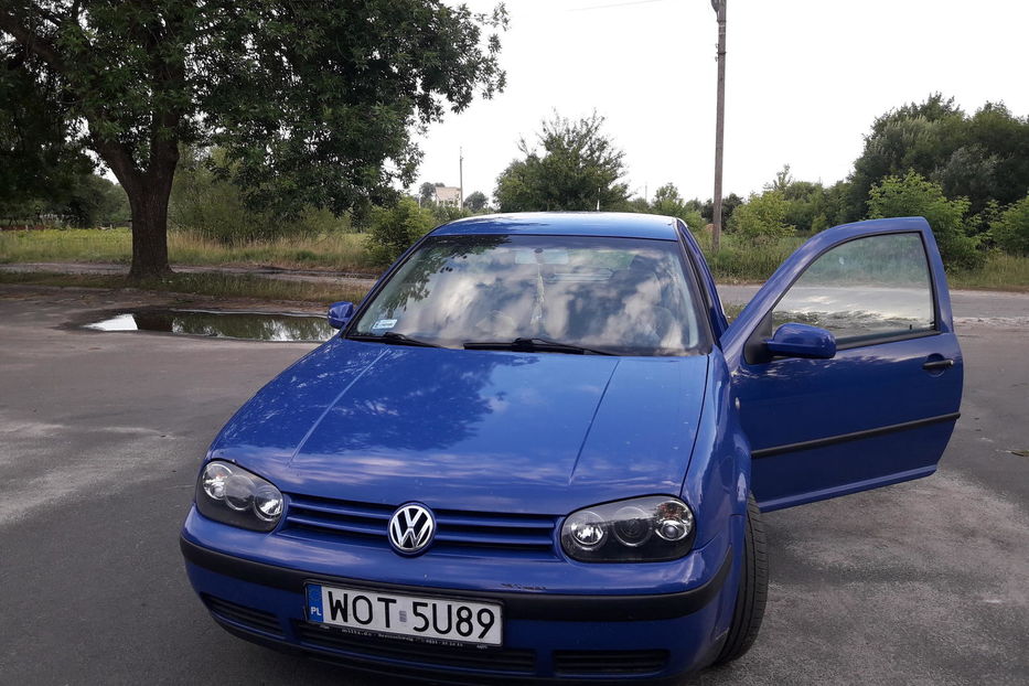 Продам Volkswagen Golf  VI 2000 года в г. Ратно, Волынская область