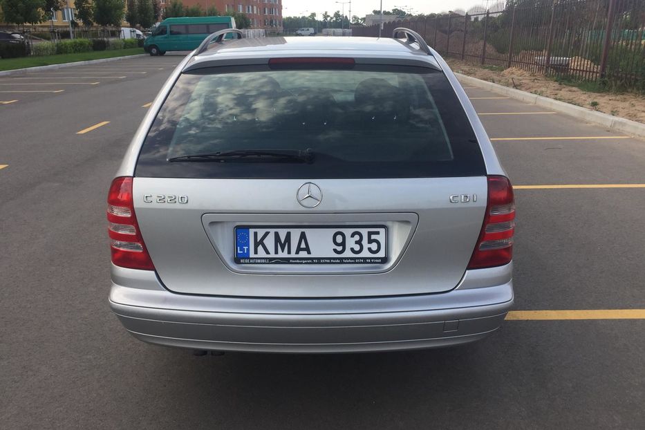 Продам Mercedes-Benz C-Class C220 CDI 2003 года в Киеве