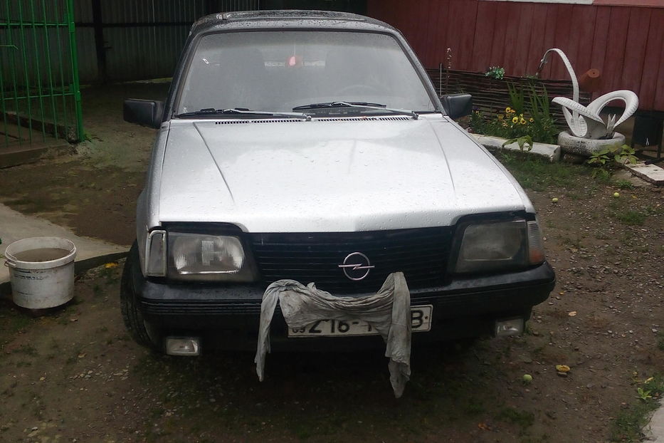 Продам Opel Ascona 1987 года в г. Павловка, Ивано-Франковская область