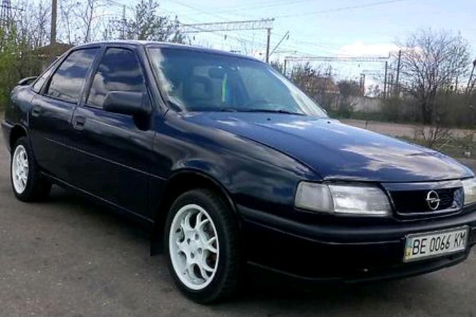 Продам Opel Vectra A 1991 года в г. Знаменка, Кировоградская область