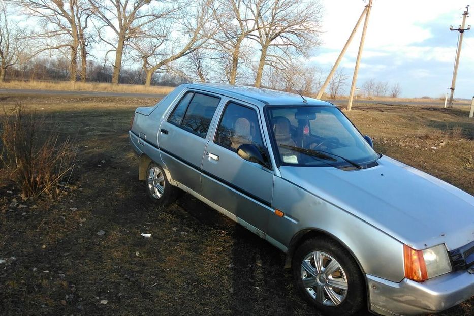 Продам ЗАЗ 1103 Славута 2003 года в г. Новые Санжары, Полтавская область