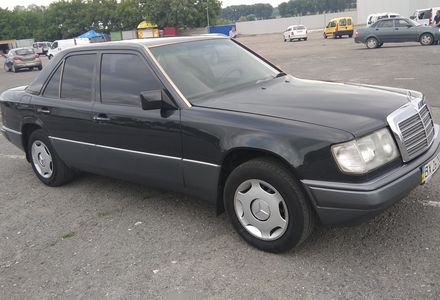 Продам Mercedes-Benz E-Class E 230 1992 года в Хмельницком