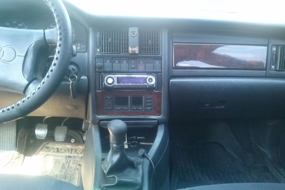 Продам Audi 80 В4 1994 года в Донецке